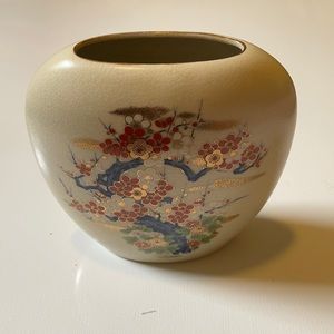 beautiful flowers tree vase.